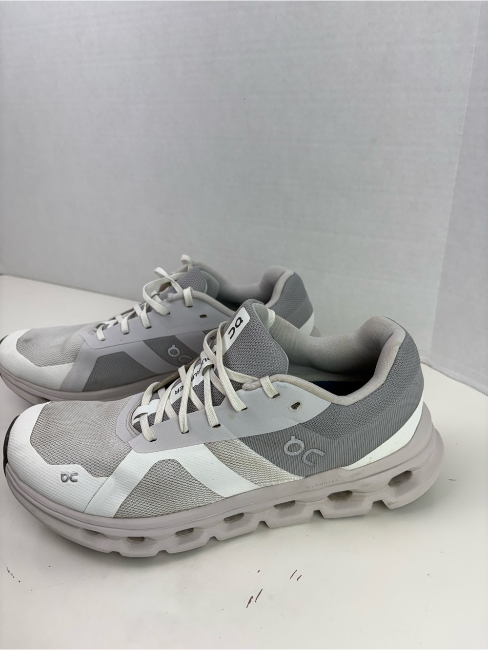 On Running woman’s Athletic tennis Shoes - Light Gray & White